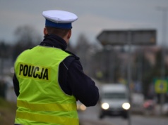 Zatrzymany 27-latek z dwoma zakazami prowadzenia. Grozi mu przepadek auta