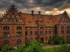 Mózg Wielkiej Wojny. Tajemnice Pszczyńskiej Paleji, Zaginione Archiwa i Narodziny Polski w Cieniu Cesarza