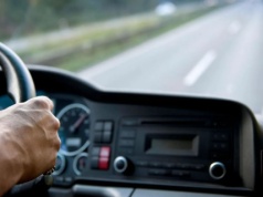 Kierowcy mogą dostać wezwanie do zapłaty 9,6 tys. zł. Nawet nie będą mogli się odwołać