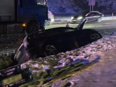 Ciecierzyn: wyjeżdżał z bocznej uliczki, wjechał wprost pod ciężarówkę. Trafił do szpitala