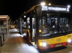 Te osoby mogą jeździć za darmo komunikacją miejską. Nie tylko seniorzy