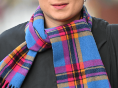 Na profilu polskiego muzyka pojawiło się czarno-białe zdjęcie. "Dzisiaj 00:00"