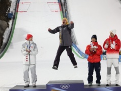 Igrzyska 2026/skoki narciarskie: Tomasiak zdobył 24. medal olimpijski dla Polski