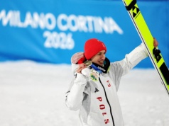 Srebrny medal Tomasiaka, a tu takie słowa Włochów o polskich skokach. "Toksyczne"