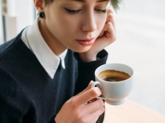 Kawa cię nie podbudza? Zmęczenie po kofeinie to nie „błąd systemu”
