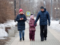 Zastanawia się, dlaczego dzieci mają więcej wolnego. "Podczas ferii mam je wziąć do pracy?"