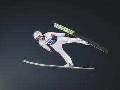 Wielki rywal Adama Małysza skomentował sukces Kacpra Tomasiaka!