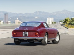 Jedno z najlepiej zachowanych 275 GTB/4 trafi pod młotek 14 lutego 2026 roku