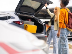 Wypożyczenie samochodu bez karty kredytowej, depozytu, z wygodną płatnością? Mamy kod zniżkowy!