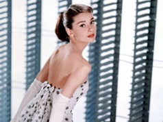 Unikatowa broszka Audrey Hepburn sprzedana za fortunę. Licytacja w Paryżu rozpaliła wyobraźnię kolekcjonerów
