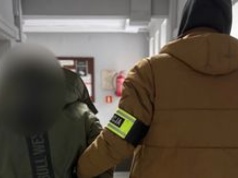 Czarnków: 25-latek złamał sądowy zakaz. Sąd błyskawicznie wymierzył mu srogą karę