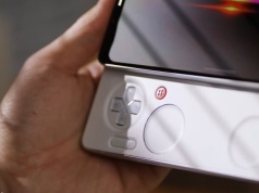 Ta konsola do gier to…smartfon. Kieszonkowa bestia