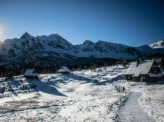 Schronisko w Tatrach wprowadza niekorzystne zmiany. Chodzi o płatności