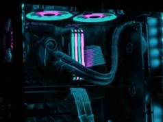 Szef Lenovo zachęca do ruszenia na zakupy. Komputery tanie nie są, ale mają być jeszcze droższe