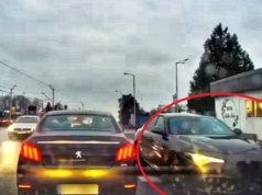 Kierująca Alfą Romeo wymijała pod prąd na pasach. „Wszyscy tam tak jeżdżą”