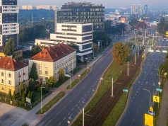 Kolizja na ul. Fordońskiej w Bydgoszczy. Zderzyły się trzy pojazdy