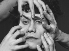 „Pier*olone przyjemności, mam już dość ich” – rozmawiamy z Kacprem Kiniorskim