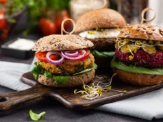 Burgery bez mięsa, bez jajek i… bez nudy! Smakują jak z najlepszej burgerowni