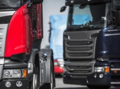 Egzamin na prawo jazdy kategorii C i D po ukraińsku? Posłowie chcą zmian, odpowiedź resortu zaskakuje