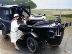 Peugeot, który chciał być samochodem i łodzią jednocześnie