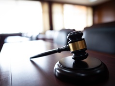 Frankowicze zalewają sądy apelacyjne! Warszawa i Szczecin pod presją. Najnowsze dane z sądów