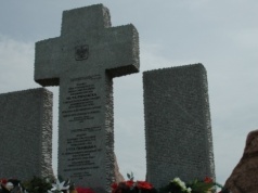 Ukraina zwleka o decyzją o ekshumacji ofiar mordu w Hucie Pieniackiej