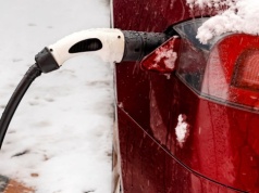 Ładowali samochody elektryczne w mróz. Nikt nie spodziewał się takich wyników