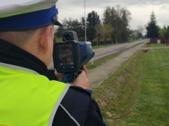 Zadzwonił przy policjancie na 112. Nikt nie spodziewał się takiego obrotu spraw