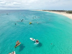 Rośnie liczba zakażeń na egzotycznych wyspach. Wydano ostrzeżenie dla turystów