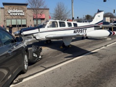 Spektakularne lądowanie na ulicy. Pilot ryzykował wszystko. "Prawie się udało"