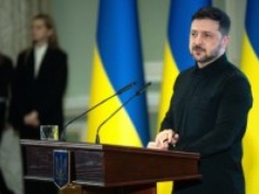 Zełenski ma ogłosić plan wyborów i referendum. Symboliczna data