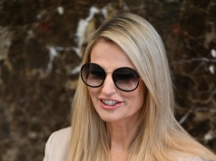 Tajner pokazała brzuch po operacji plastycznej. Minęły trzy miesiące od zabiegu