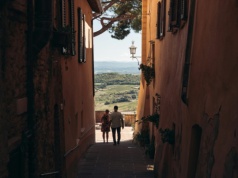 Oto najbardziej gościnne miasto na świecie 2026. Tu kręcono kultową scenę "Zmierchu"