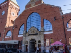 Wrocławska Hala Targowa do rewitalizacji. Czy powtórzy drogę warszawskich Koszyków?