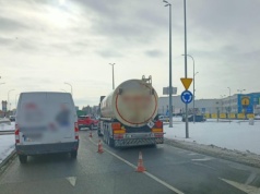 Awaria ciężarówki na obwodnicy Zamościa. Tworzą się korki w kierunku Tomaszowa Lubelskiego