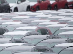 Poważny problem polskich dilerów - na placach zalega im 100 tys. nowych aut