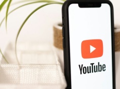 YouTube ma to, czego Netflix potrzebuje. Nic dziwnego, że tak zmuszają do płacenia