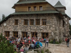 Turyści w Tatrach doznają szoku. Uwielbiane schronisko wprowadziło surowe zmiany w płatnościach