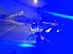 Wsiadł za kółko mimo zakazu. Chwilę później stracił wolność… i samochód