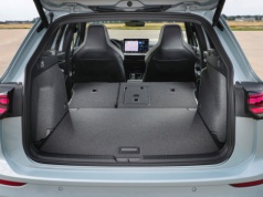 Praktyczne niemieckie kombi potaniało do 107 tys. zł. W przeciwieństwie do MG HS ma podgrzewaną kierownicę