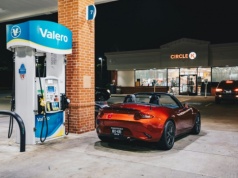 Elektryczny czy spalinowy? Oto pełna analizę wszystkich modeli pod kątem emisji węgla