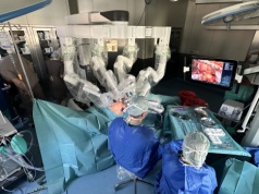 "Chirurgia robotyczna w szpitalu na Pomorzanach rozwija się w bardzo szybkim tempie"