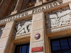Polacy wciąż chętnie kupują papiery Ministerstwa Finansów. Sprzedaż obligacji trzyma się mocno