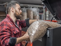 Brakuje pelletu na opał. Sprzedaż jest ograniczona, a ceny radykalnie wzrosły