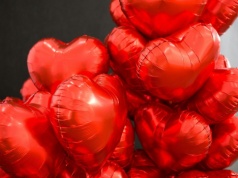 Kupujesz prezent na walentynki? Uważaj na oszustów