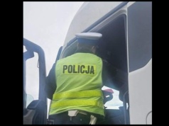 Zawodowy kierowca chciał oszukać system