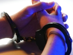 Kradzież rozbójnicza w sklepie na terenie powiatu przysuskiego. Sprawca aresztowany