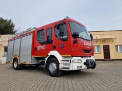 Wozy pod chmurką, brak ciepłej wody. Warunki OSP Białołęka