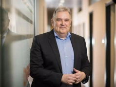 Gigant z rynku opakowań spożywczych sprzedaje papierowy biznes