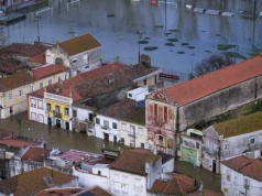 Żywioł pustoszy kraj UE, dramatyczne słowa premiera. "Jesteśmy u kresu"